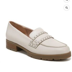 Women's Cream Loafers
